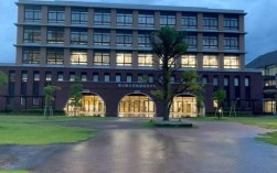 大阪敬爱高中是男校还是女校？