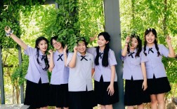 初中毕业女生，选师范还是卫校更合适？