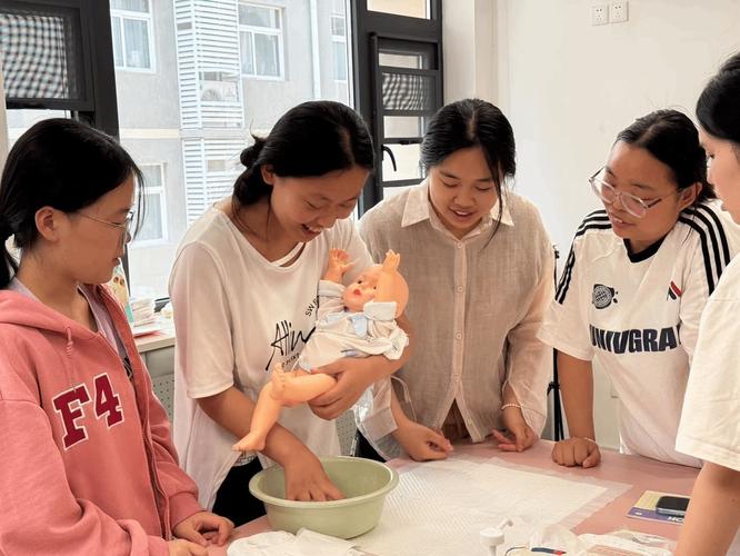 华师大幼师资格培训中心有何特色优势?-图3 华师大幼师资格培训中心有何特色优势?-图3