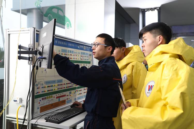 初中学历男生学什么技术好就业前景广?-图2 初中学历男生学什么技术好就业前景广?-图2