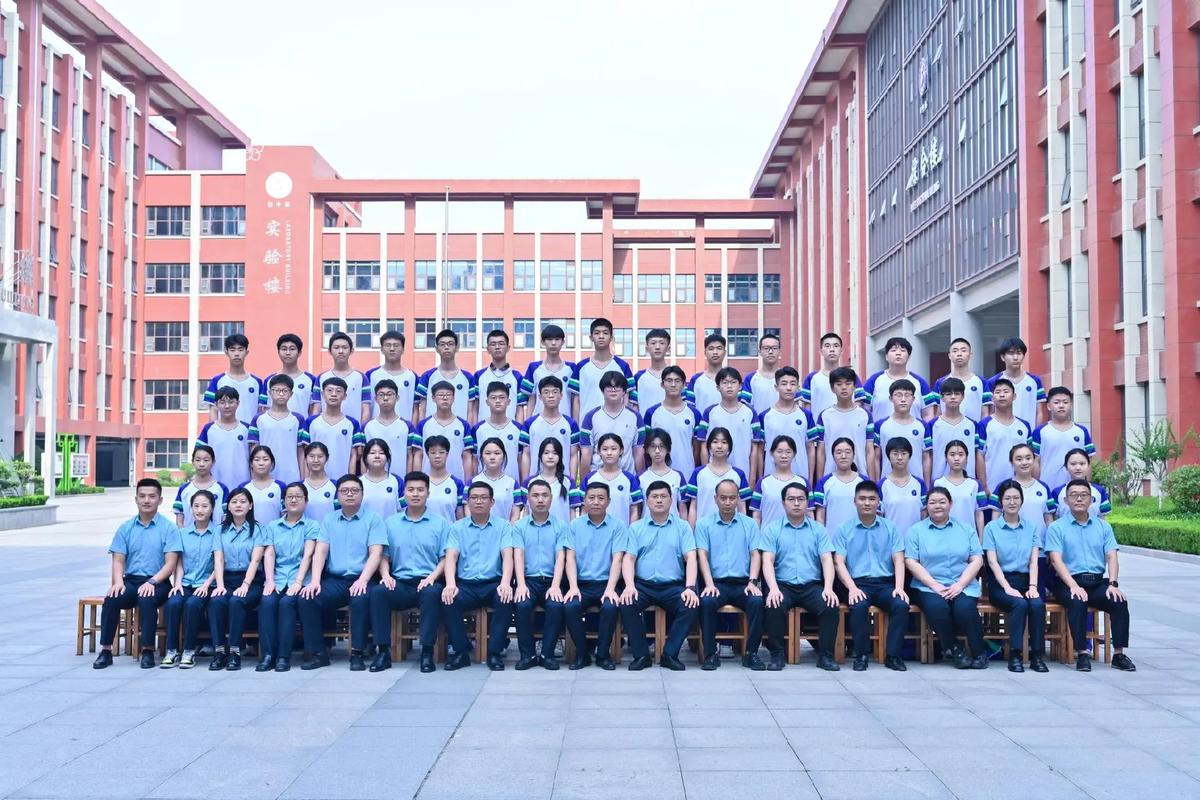 初中毕业男孩选专业,哪些方向更有前景?-图3 初中毕业男孩选专业,哪些方向更有前景?-图3