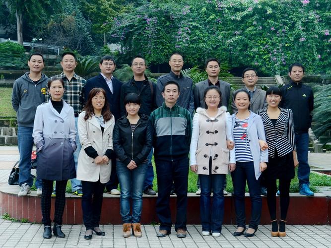 荣县中学高中老师名单有哪些?-图2 荣县中学高中老师名单有哪些?-图2