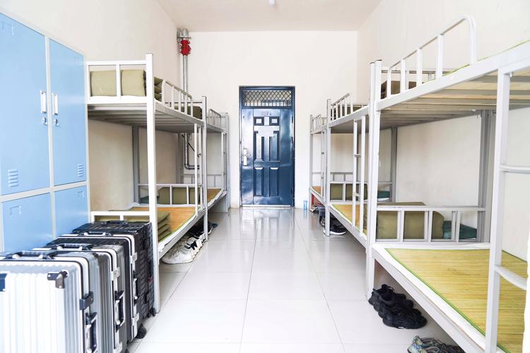 初中毕业能考地勤专业的学校有哪些?-图2 初中毕业能考地勤专业的学校有哪些?-图2