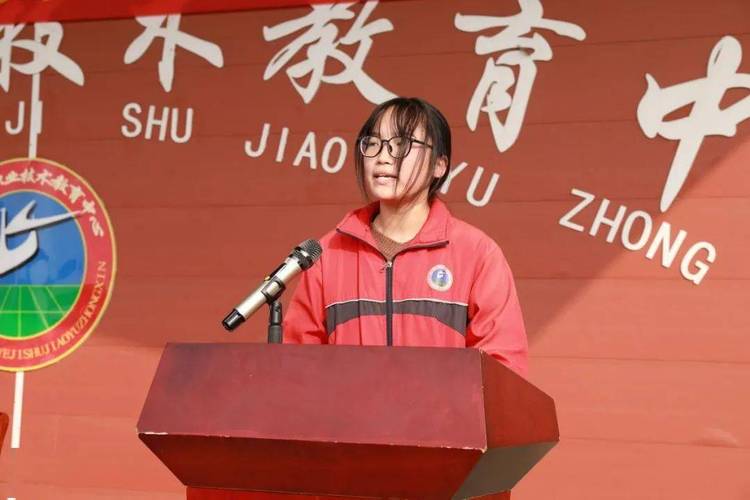 临城县职教中心幼师8班有何特色？-图3