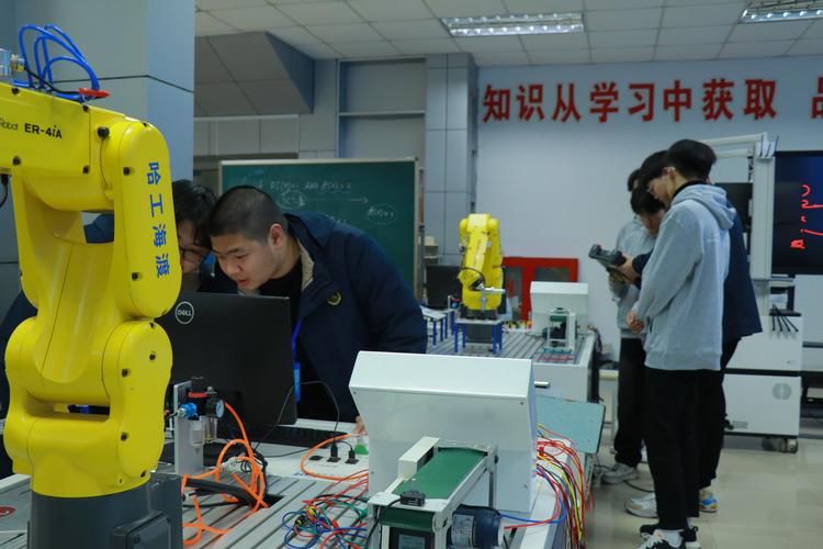 深圳初中机器人培训学校哪家好？-图3