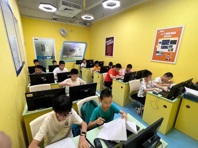 昆明哪个小学开设编程课-图2 昆明哪个小学开设编程课-图2