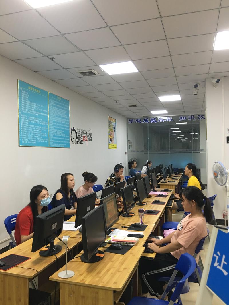 幼师与计算机,技校选哪个更吃香?-图2 幼师与计算机,技校选哪个更吃香?-图2