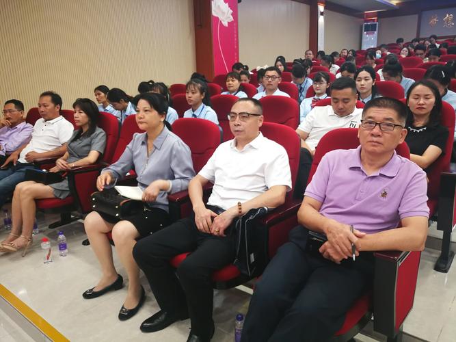 南宁小学教师培训机构哪家好？-图3