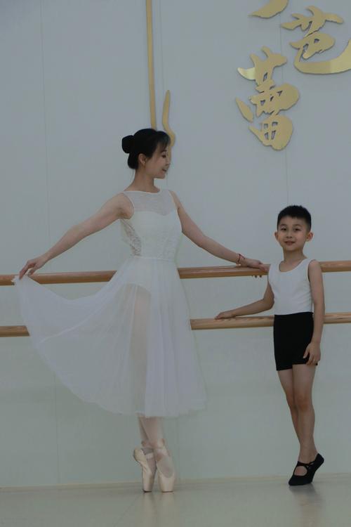 幼师形体标准具体指哪些要求?-图1 幼师形体标准具体指哪些要求?-图1