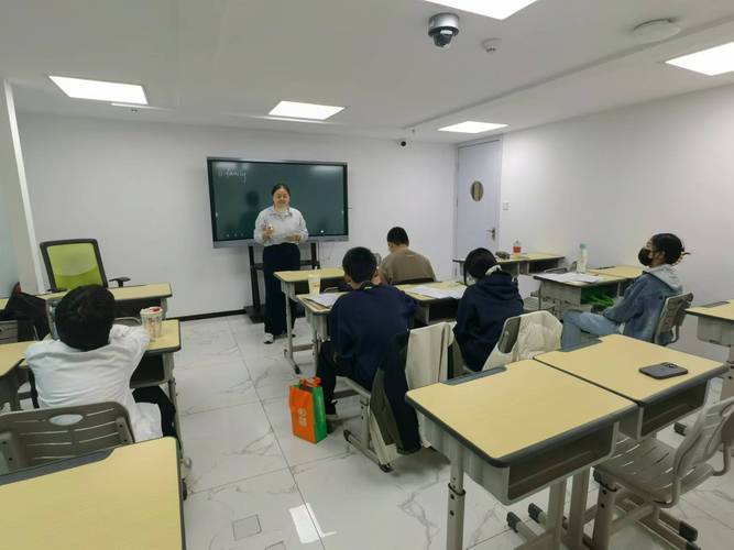 初中培优班是因材施教还是制造分化?-图1 初中培优班是因材施教还是制造分化?-图1