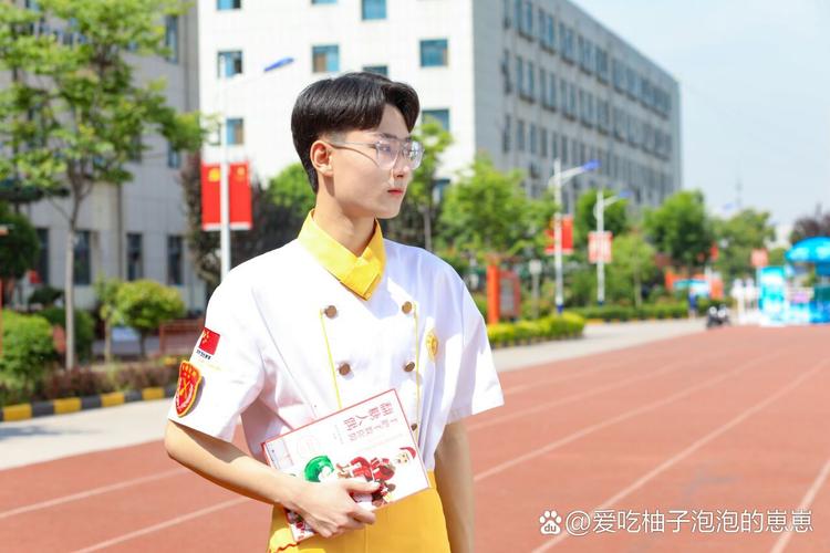 初中毕业男生选什么专业最热门好就业？-图2