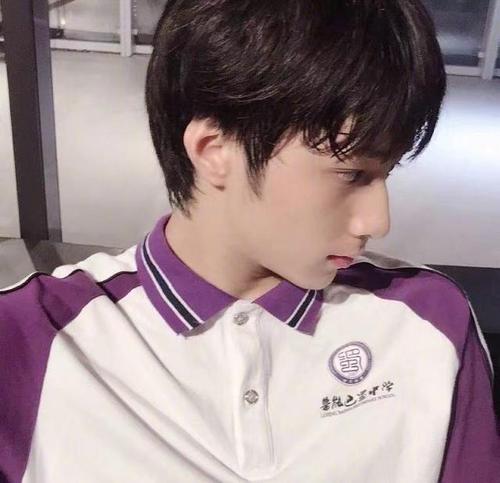 南京白妍初中毕业能去吗？-图1