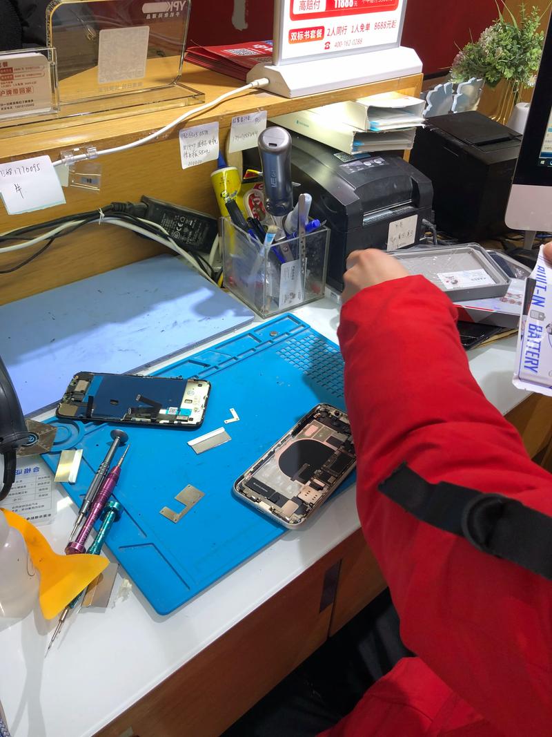 初中毕业学手机维修有前途吗？-图2