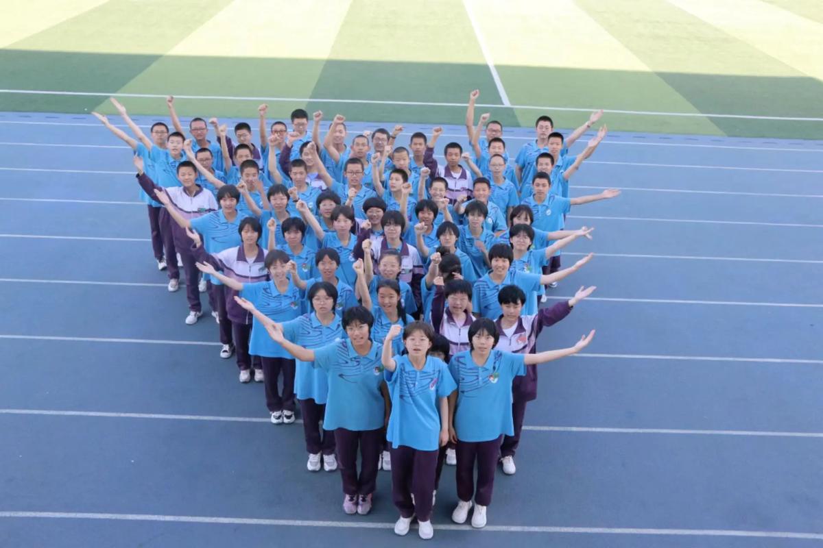 初中毕业直接步入社会,能找到好工作吗?-图2 初中毕业直接步入社会,能找到好工作吗?-图2