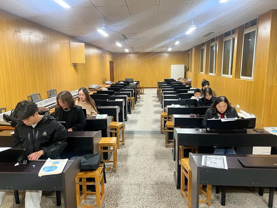 梅县幼师夜校如何报读?-图1 梅县幼师夜校如何报读?-图1