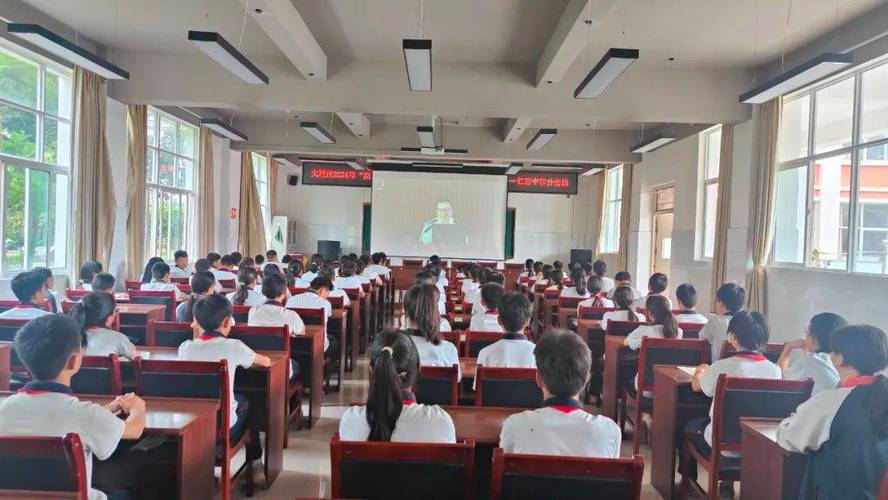 弥渡职高老师待遇如何?-图3 弥渡职高老师待遇如何?-图3