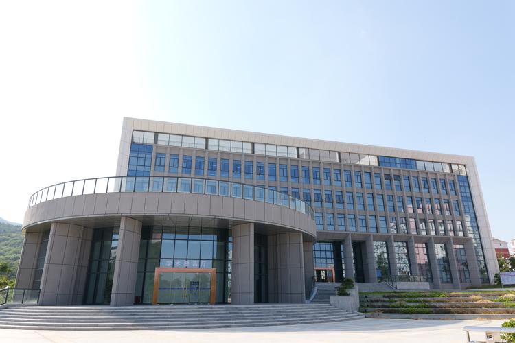 乌鲁木齐职业高中学校有哪些特色专业？-图3