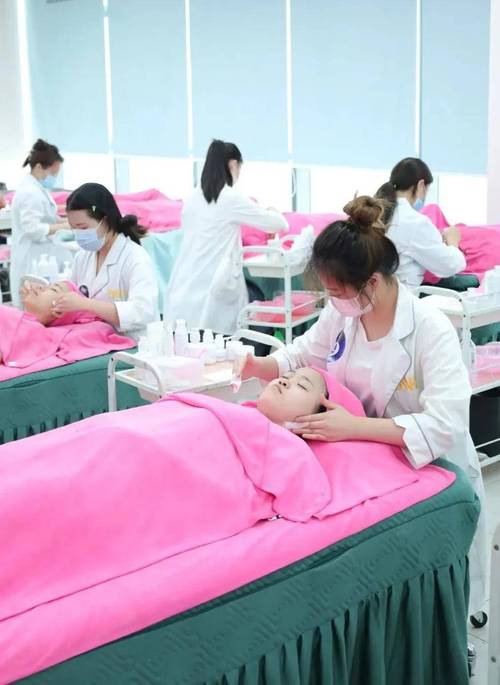 美发形象设计初中在威宁学什么?-图3 美发形象设计初中在威宁学什么?-图3