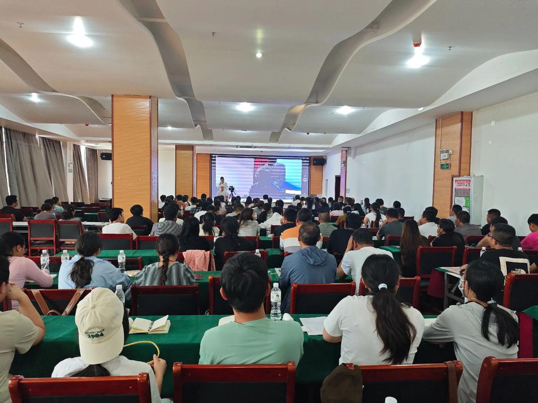 初中毕业选什么职业培训好？-图2