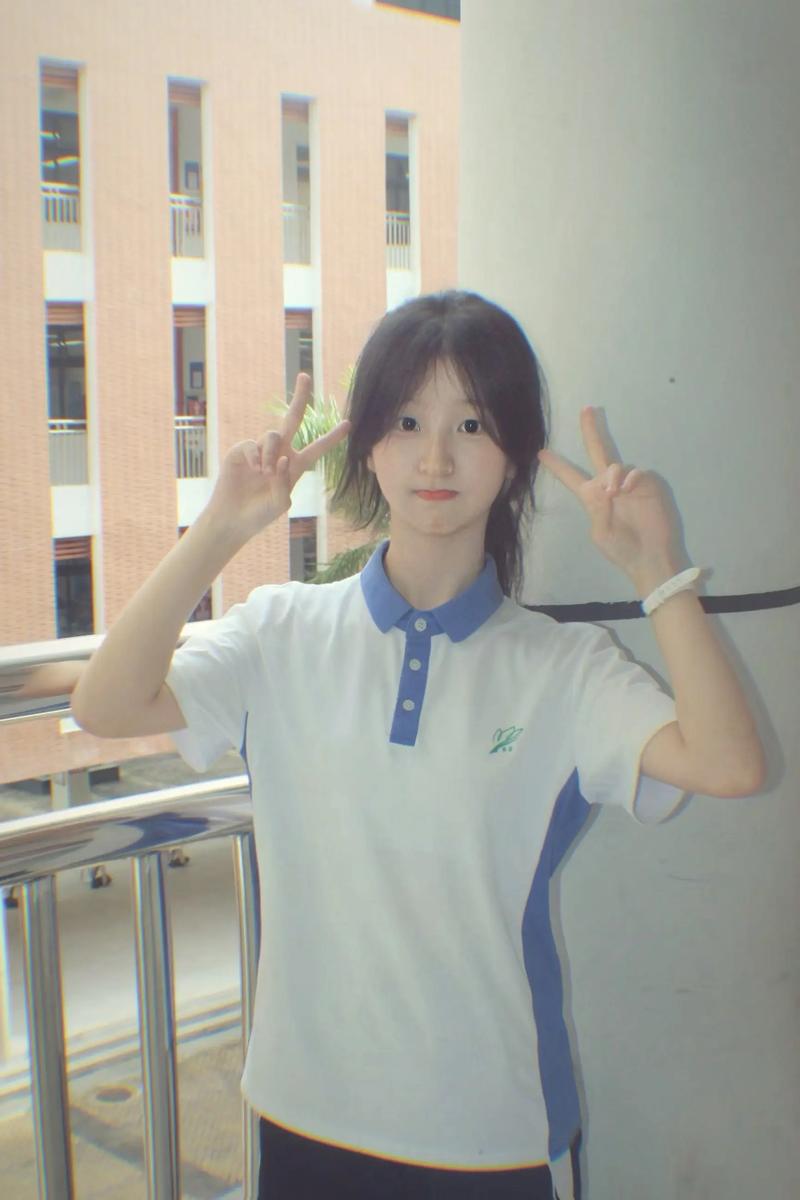 高中与中专，女生如何选？出路大不同？-图1