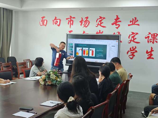 南通艺术培训高中学校-图1 南通艺术培训高中学校-图1