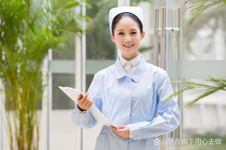 幼师与护士,职校选哪个更优?-图2 幼师与护士,职校选哪个更优?-图2