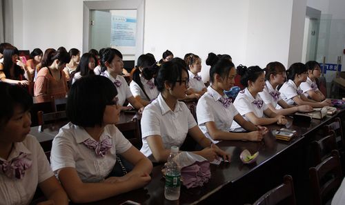 初中毕业女生能胜任文秘工作吗?-图3 初中毕业女生能胜任文秘工作吗?-图3