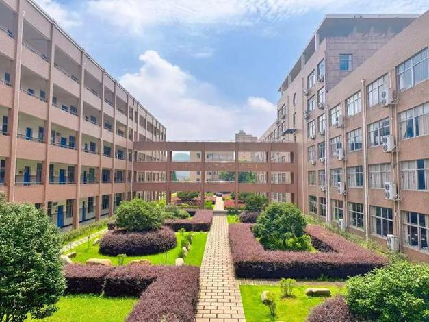 浙江高考瑞安最好高中-图2