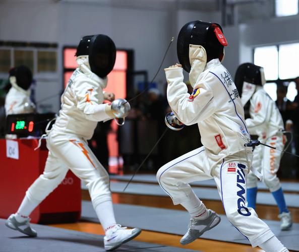 郑州初中哪里学击剑专业？-图3