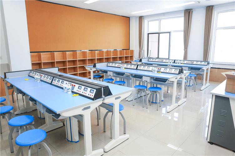 青岛初中辅导机构怎么选?-图2 青岛初中辅导机构怎么选?-图2