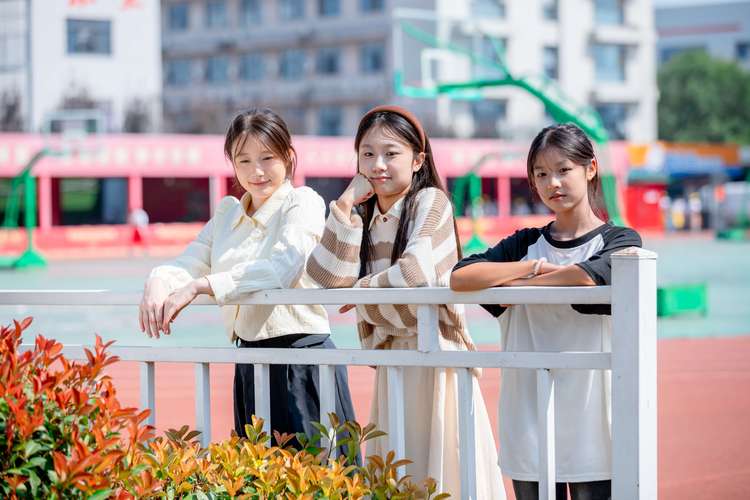 初中毕业女生选什么专业好就业?-图2 初中毕业女生选什么专业好就业?-图2