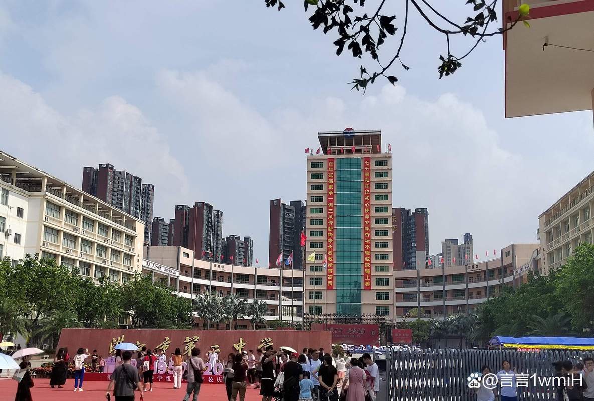 广东湛江海东高中校园图片有哪些亮点？-图3